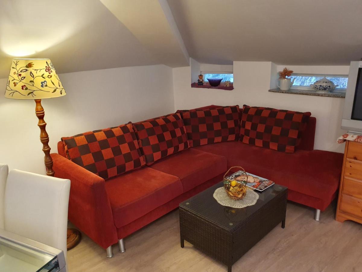 סופרון Karmelita Boutique Apartman מראה חיצוני תמונה